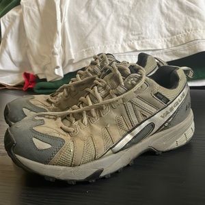 Vasque hiking boots 8m